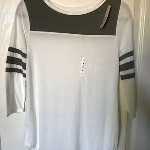 Army green baseball tee